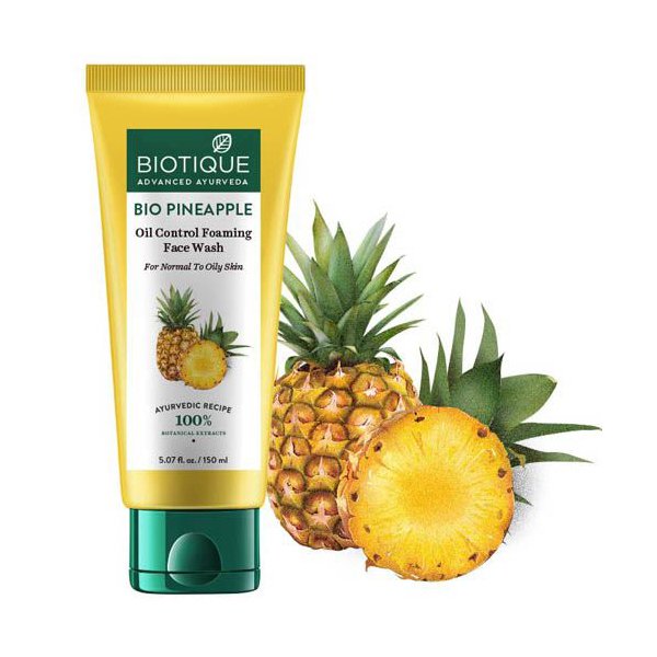 Biotique Bio Pineapple Oil Control Foaming Face Wash